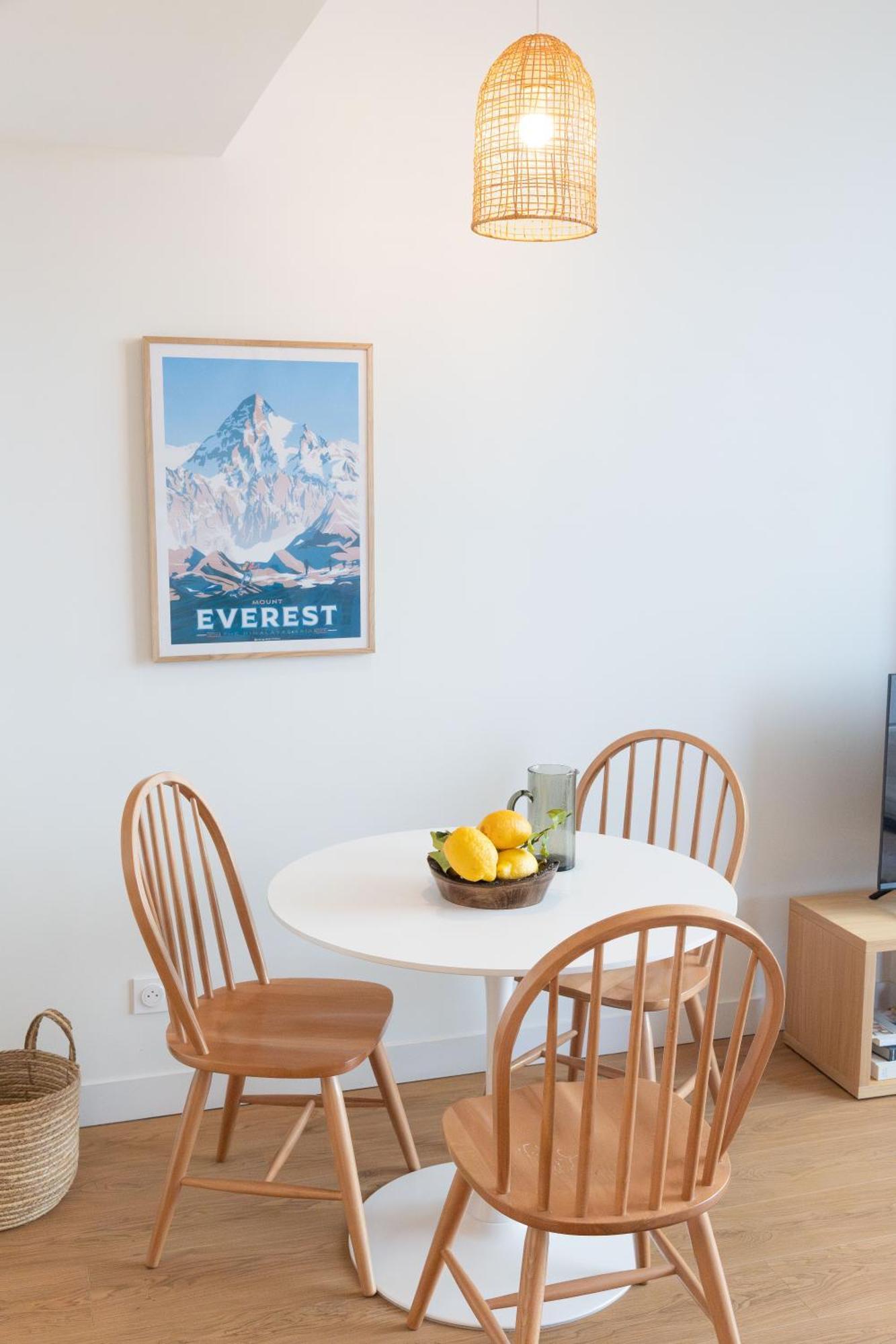 The Babel Community Hotel - Grenoble Bastille Bagian luar foto
