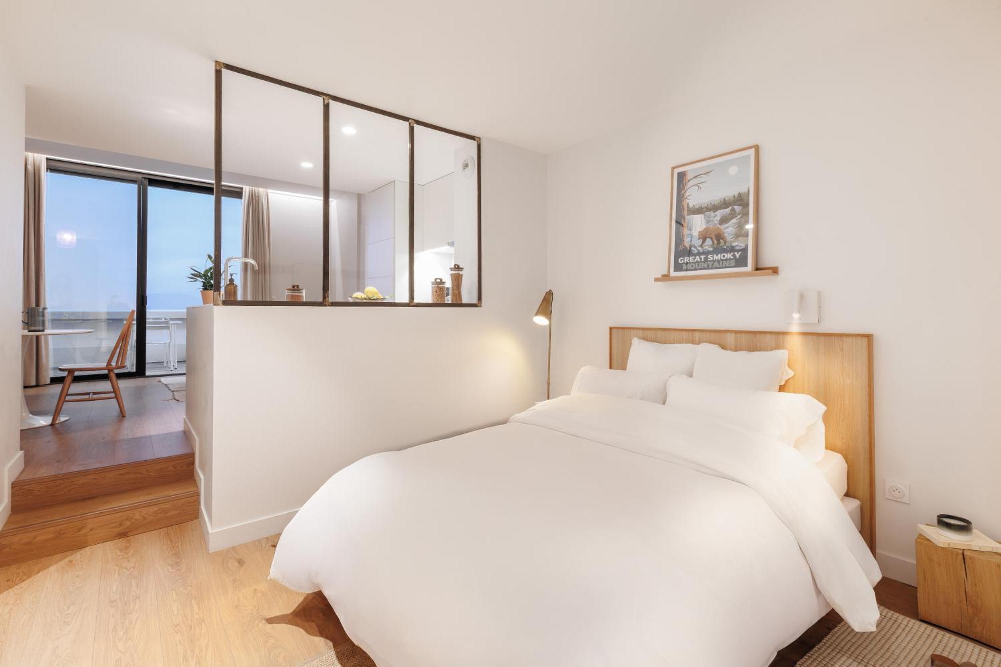 The Babel Community Hotel - Grenoble Bastille Bagian luar foto
